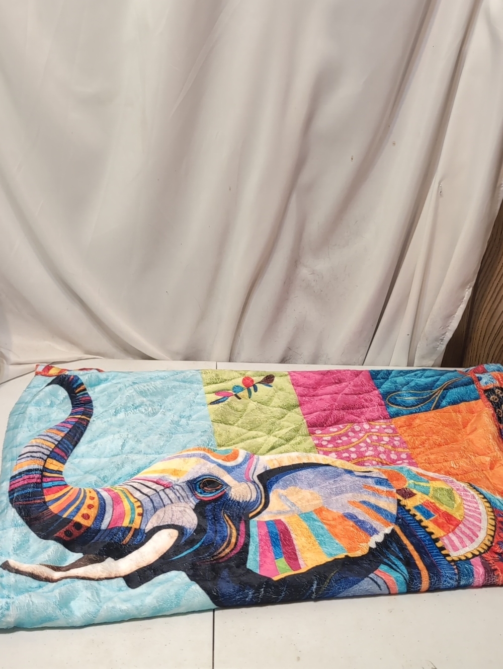 Colorful Elephant Patchwork  Throw Blanket  - Multicolor Approximately 27X36"